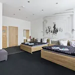 Queen Apartamento *