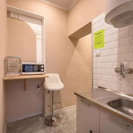 Queen Apartment