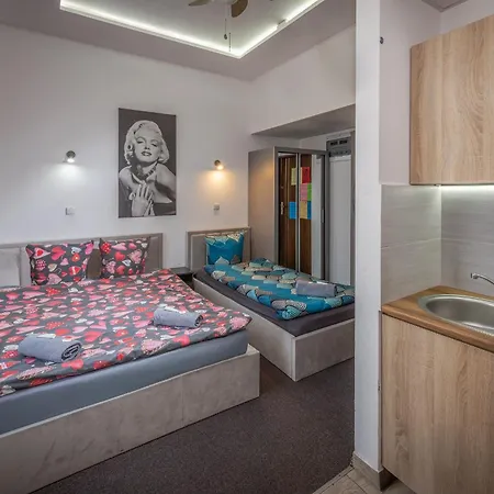 Queen Apartamento