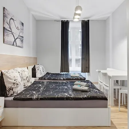 Queen كراكوفيا