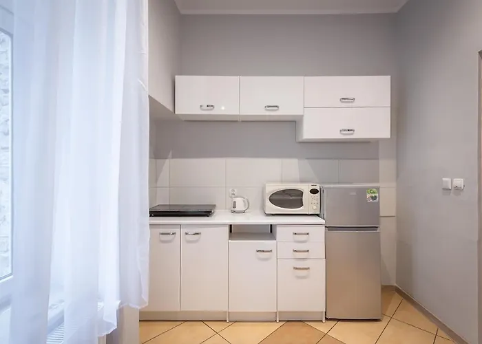 Queen * كراكوفيا