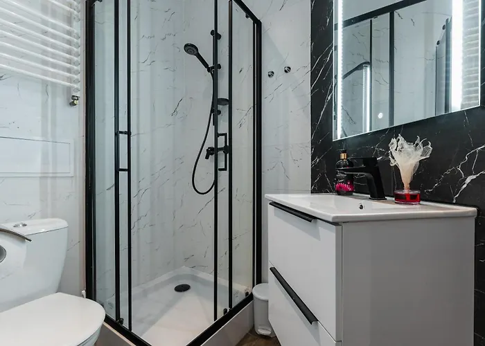 Queen * كراكوفيا