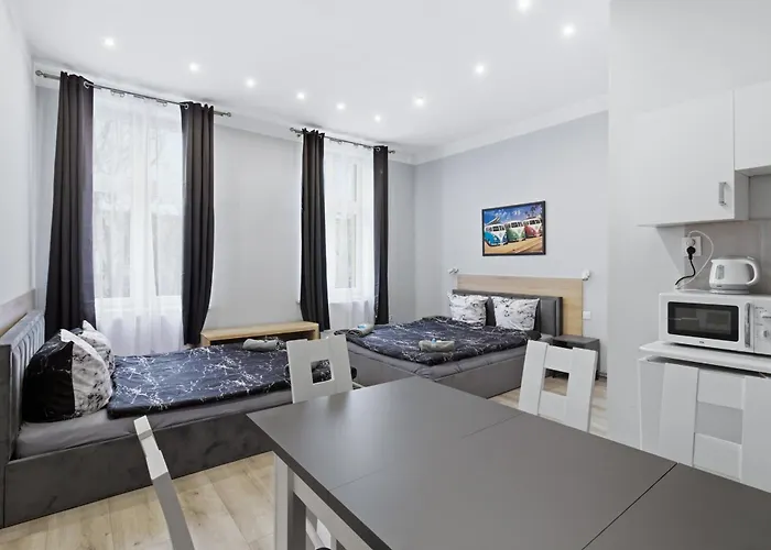 Queen * كراكوفيا